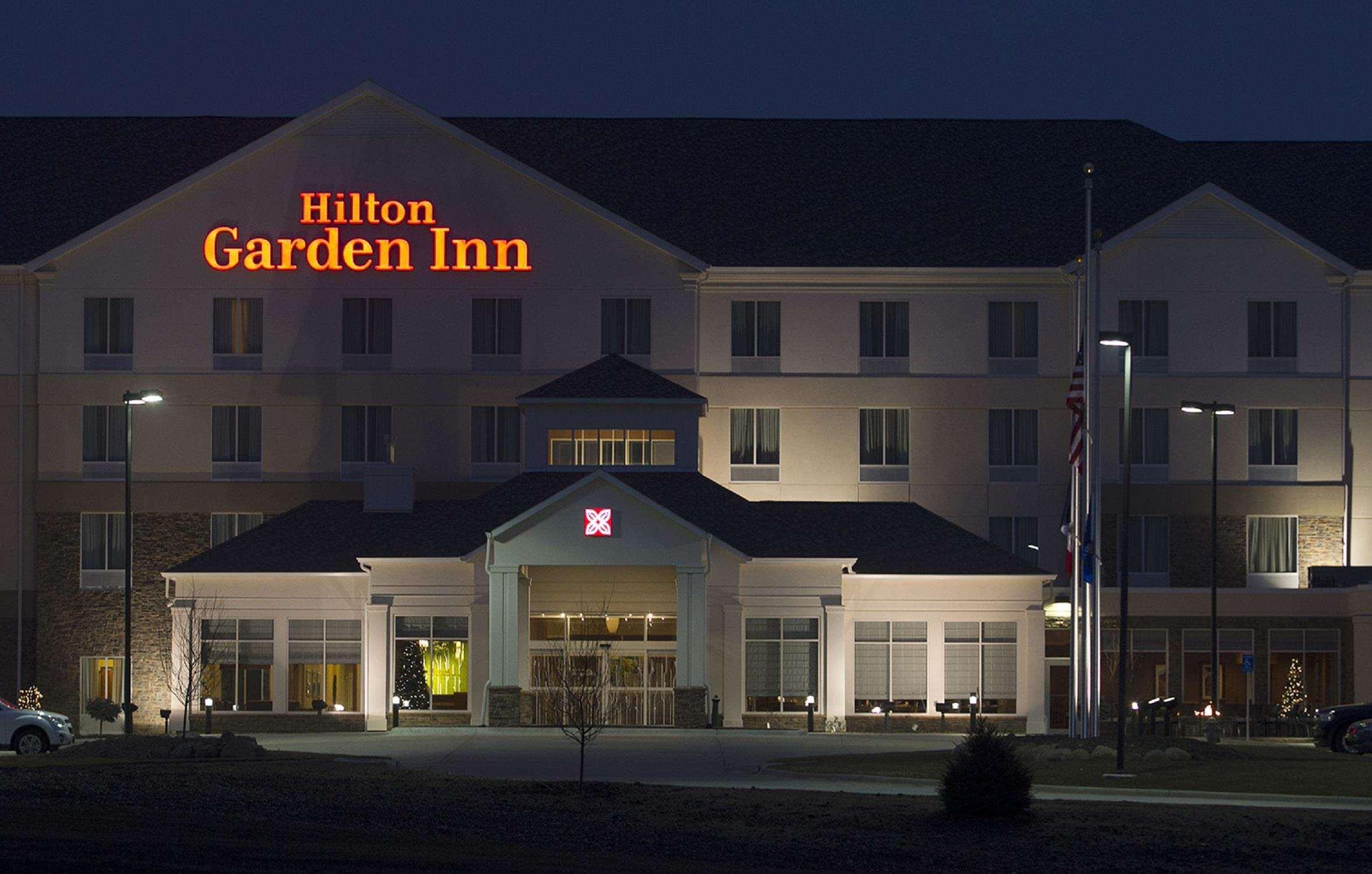 Hilton Garden Inn Cedar Falls Exteriör bild