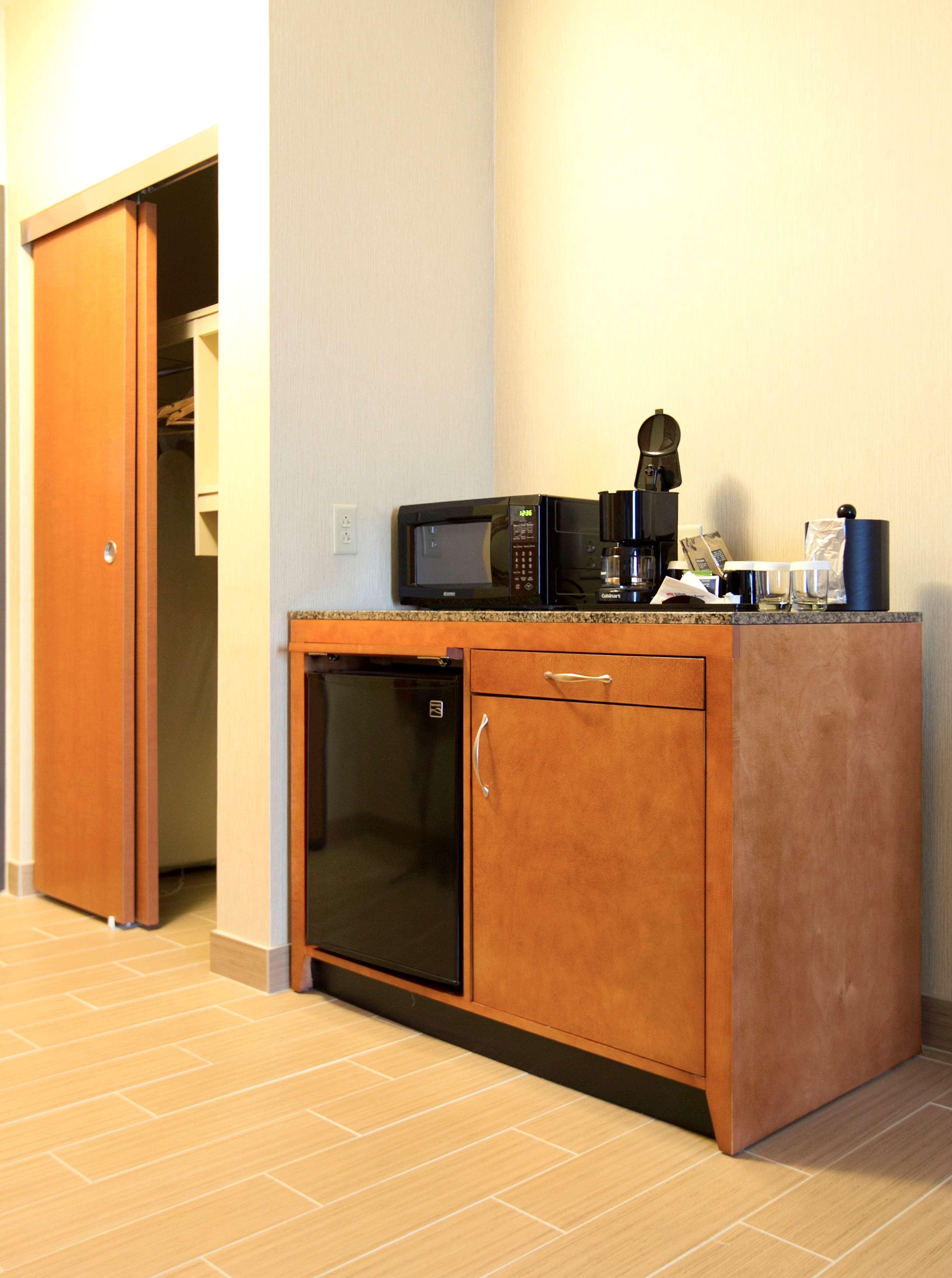 Hilton Garden Inn Cedar Falls Exteriör bild