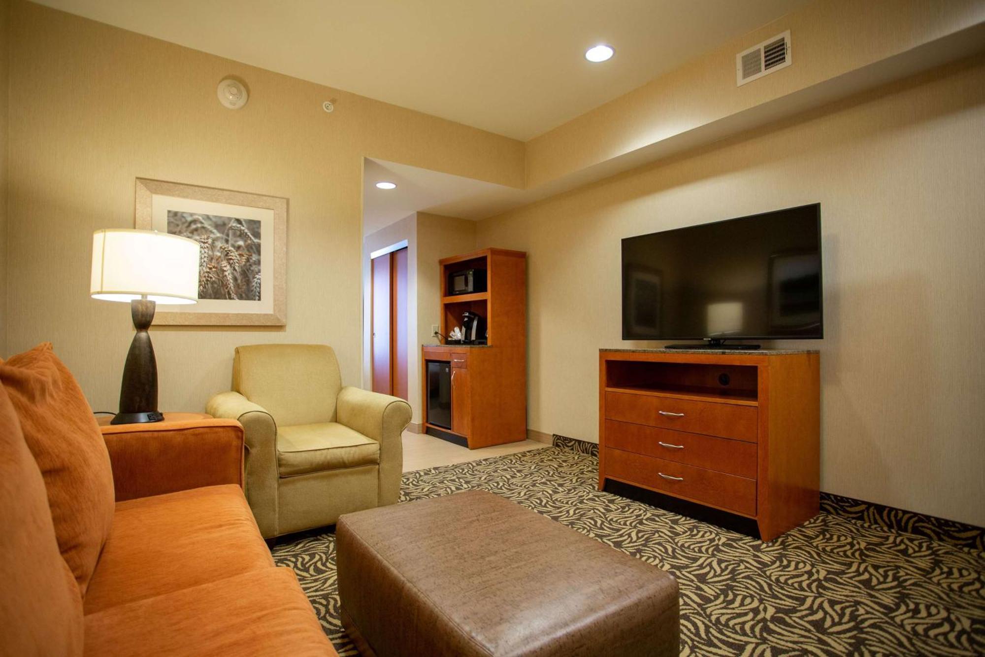 Hilton Garden Inn Cedar Falls Exteriör bild