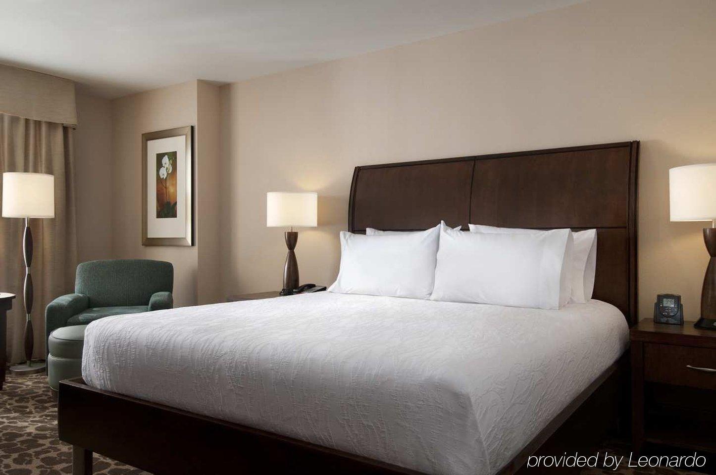 Hilton Garden Inn Cedar Falls Rum bild